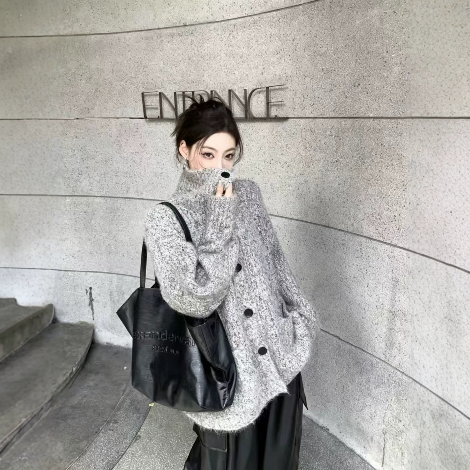韩系灰色软糯高领开衫毛衣外套女秋冬外穿慵懒风宽松中长款针织衫