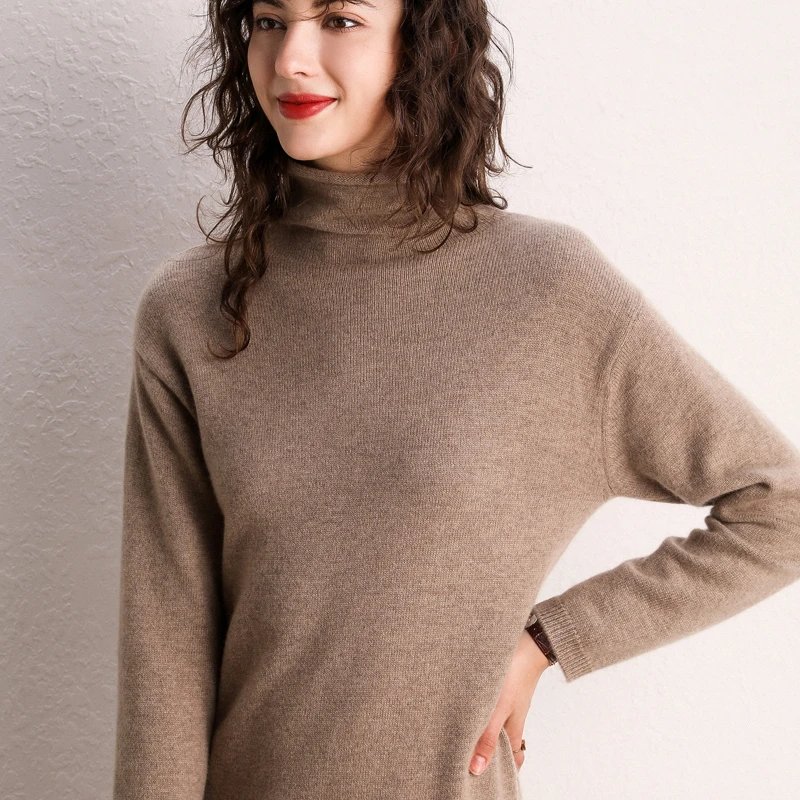 Autumn, 100-year-old sheep sweaters and women's high-ranking heads over knee-and-dip needles, tweaking wool coats and skirts.