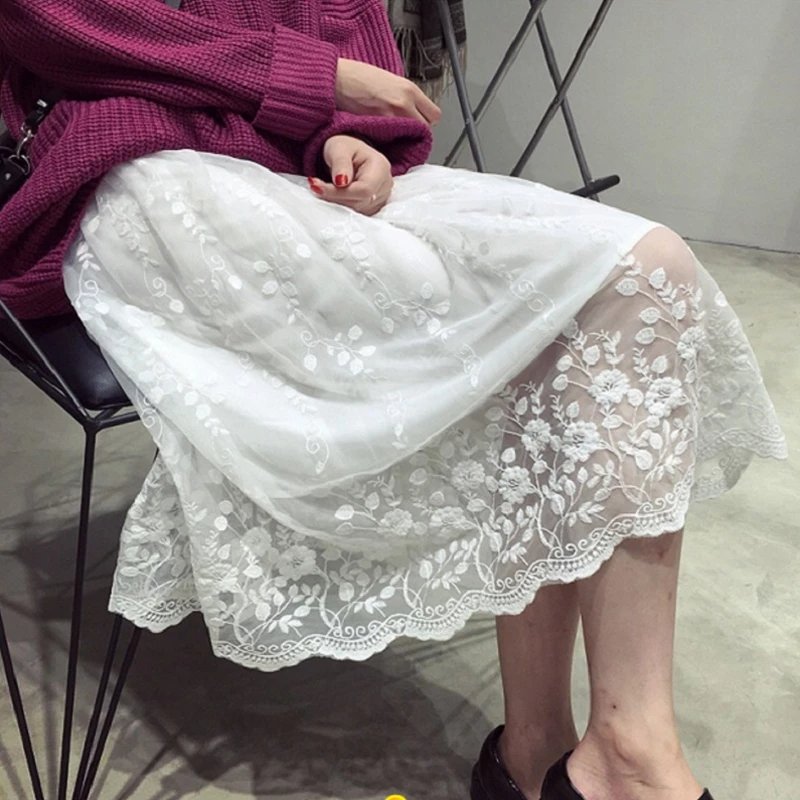 Autumn, the new Korean-language girl with a long long-banded vest and a dress.