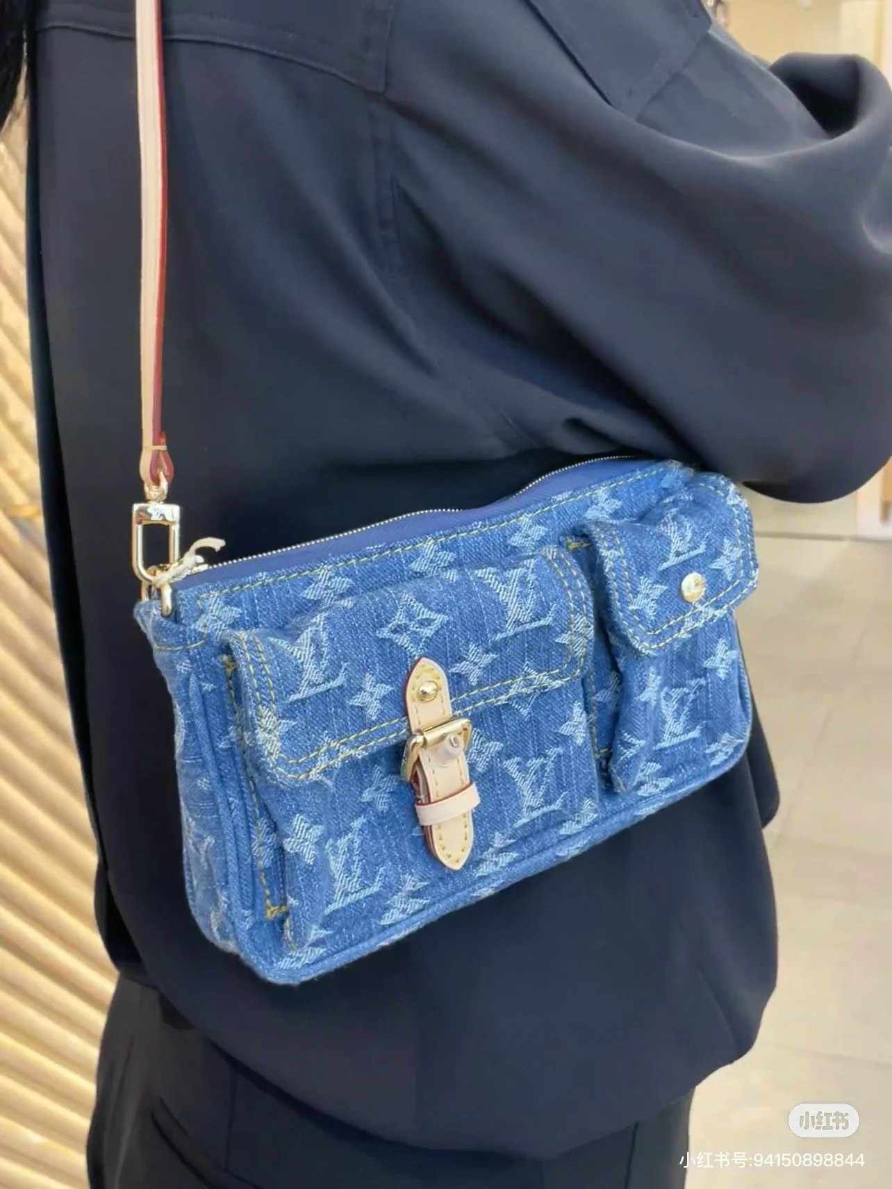 🌈 [Top-tier Replica Grade Pure Denim Bag 610416😜] 😻 New M27602 Messenger Bag Pochette Accessories Cargo from Mayu Family, synchronized with official website. Must-have denim bag, essential for casual travel, comes with full gift box, gift for girlfriend