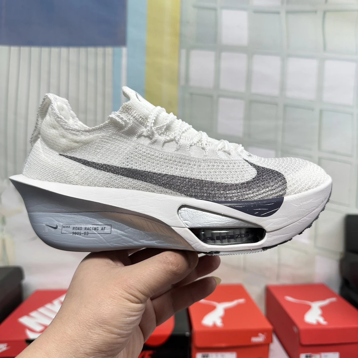 NK Alphafly 3 Proto male and female Marathon running shoes, Alpha three-generation carbon running shoes, male and female racing sneakers, and professional sneakers.